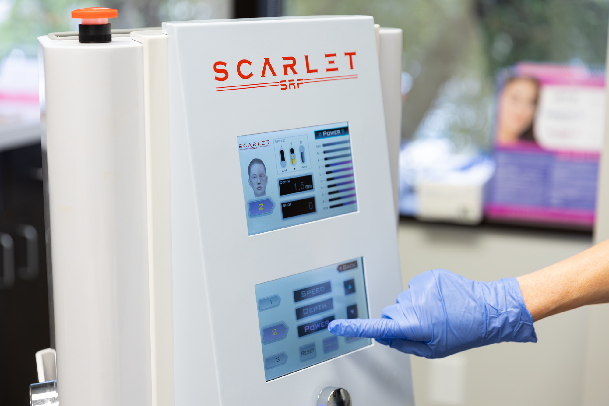 A provider tunes the Scarlet device for RF for skin tightening in Homewood.